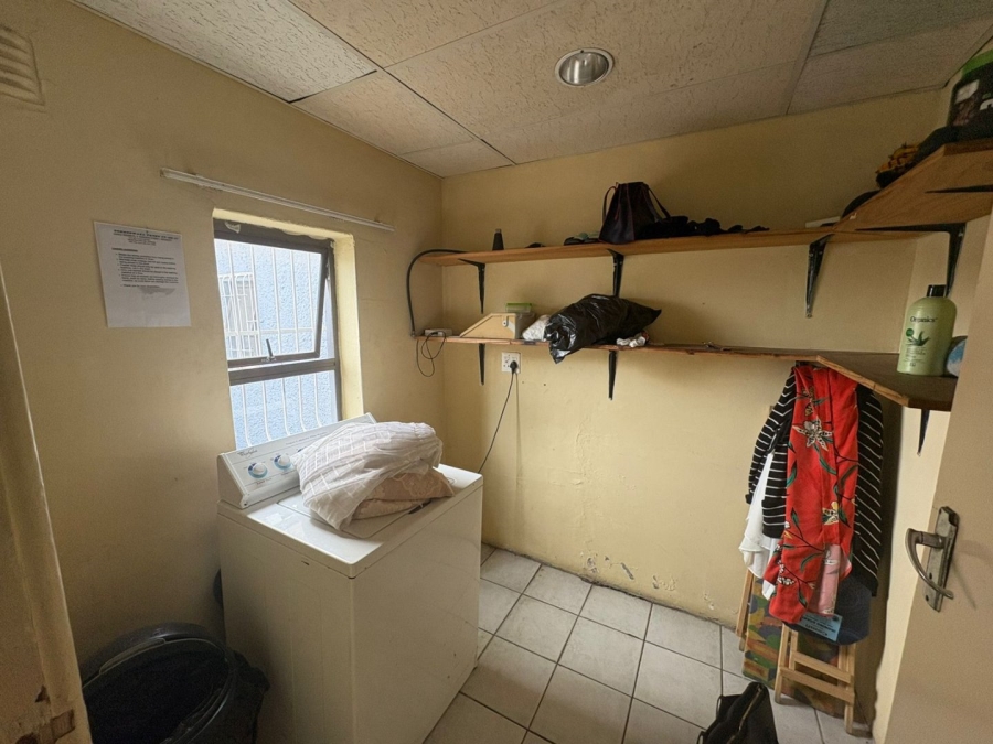 10 Bedroom Property for Sale in Southernwood Eastern Cape